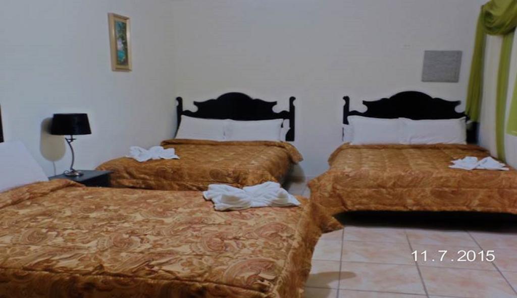 Uw Oasis Hotel Ла Сейба Стая снимка