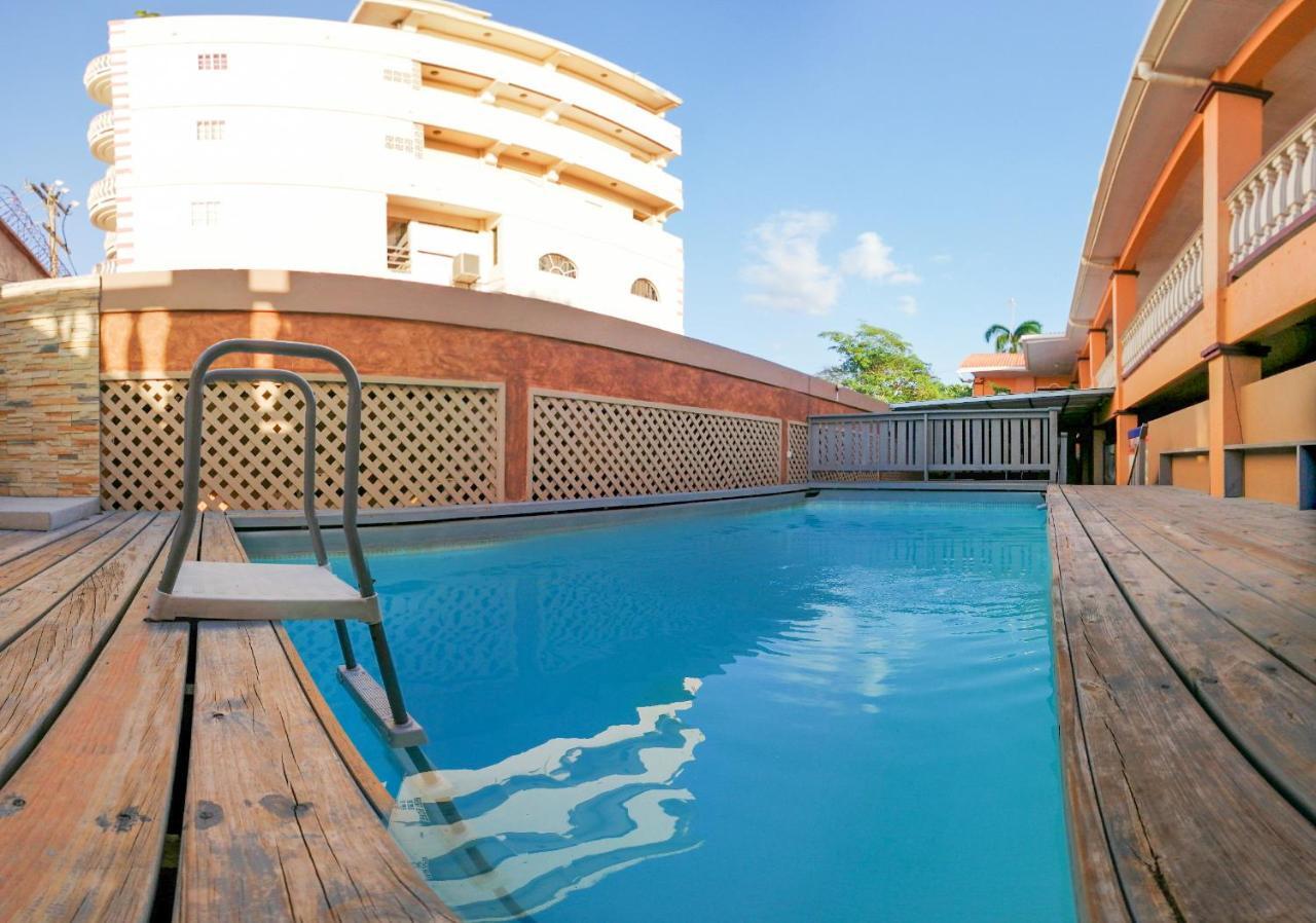 Uw Oasis Hotel Ла Сейба Екстериор снимка